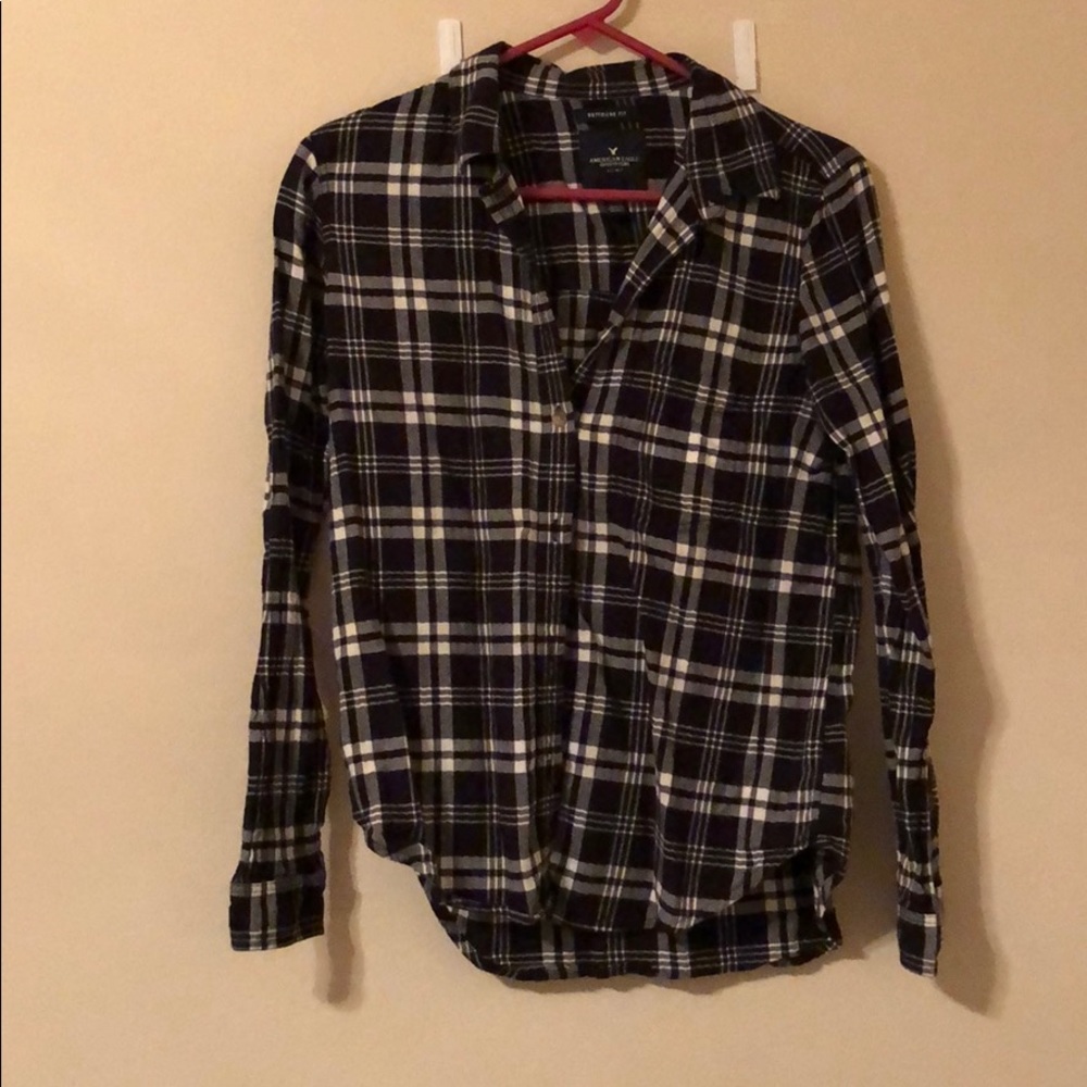 American Eagle black and white plaid flannel